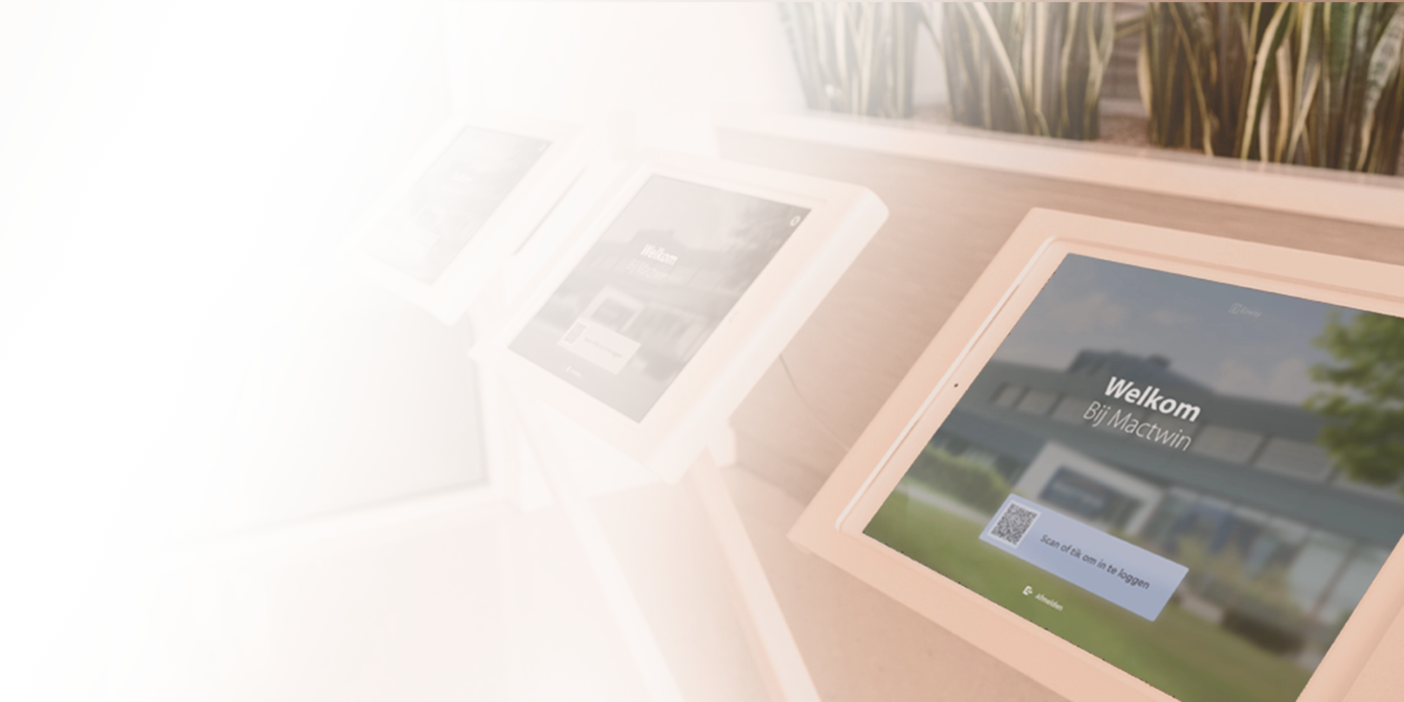 iPad mockup mactwin kiosk visitors